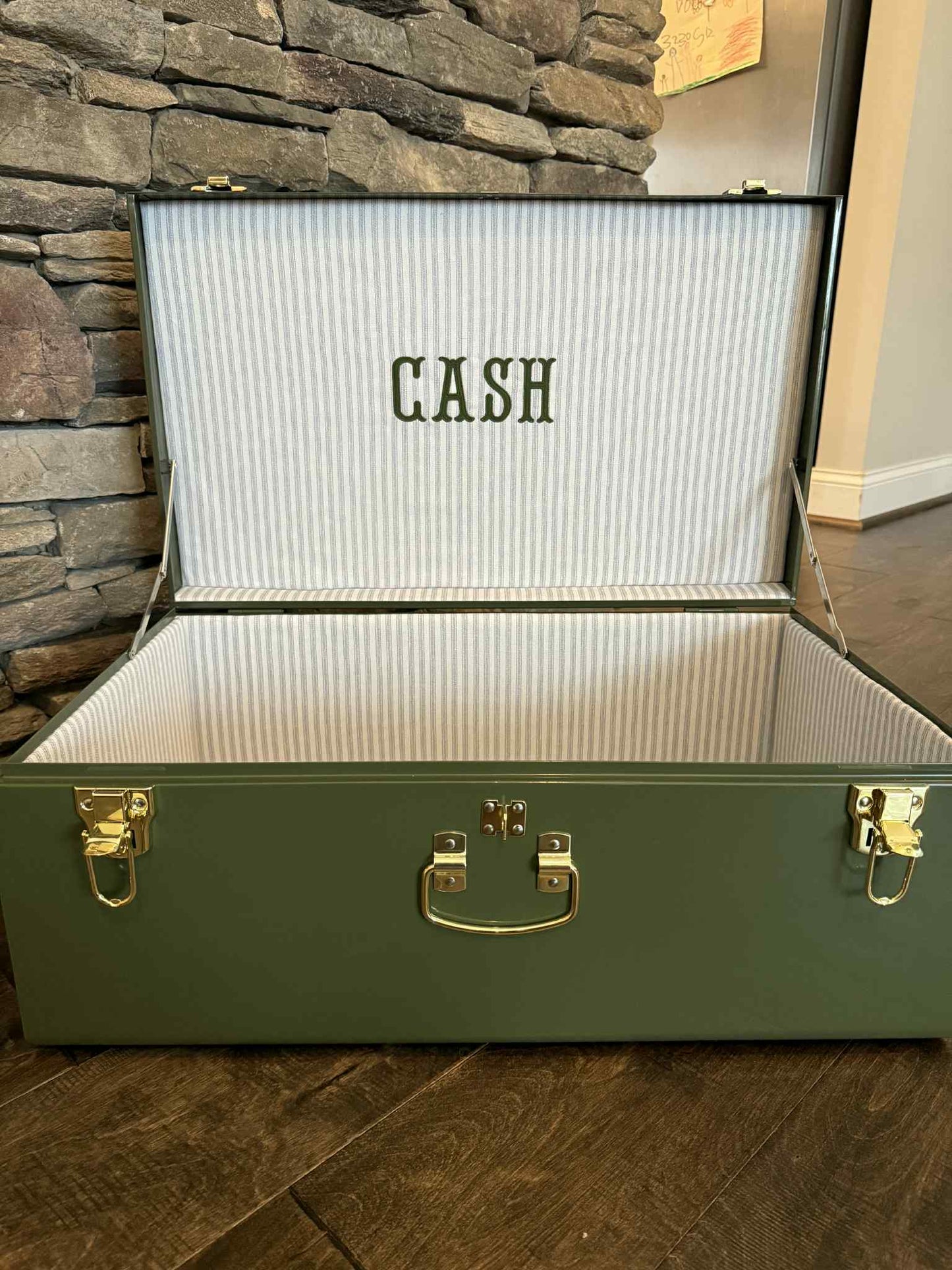 Custom Keepsake Trunks