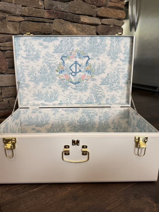 Custom Keepsake Trunks